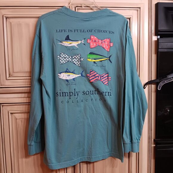 Simply Southern‎ Preppy Longsleeve Tshirt  - Size Large Fish Fishing - Picture 1 of 5
